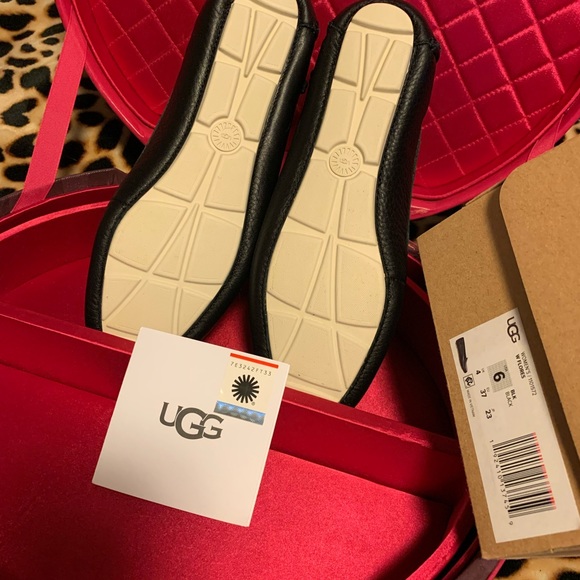 BNIB UGG loafers sz 6 sold on another site - Picture 2 of 3